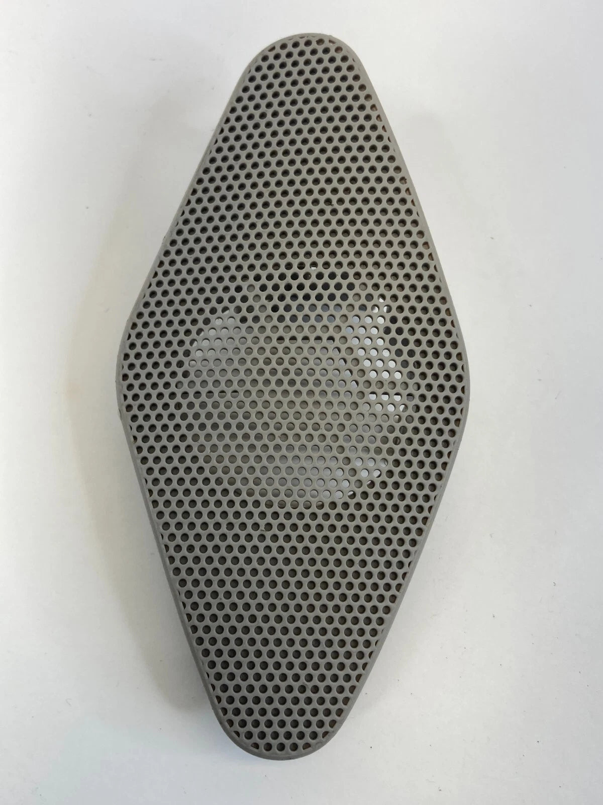 09-17 CHEVROLET TRAVERSE FRONT LEFT PILLAR SPEAKER GRILLER COVER TRIM 30705321E