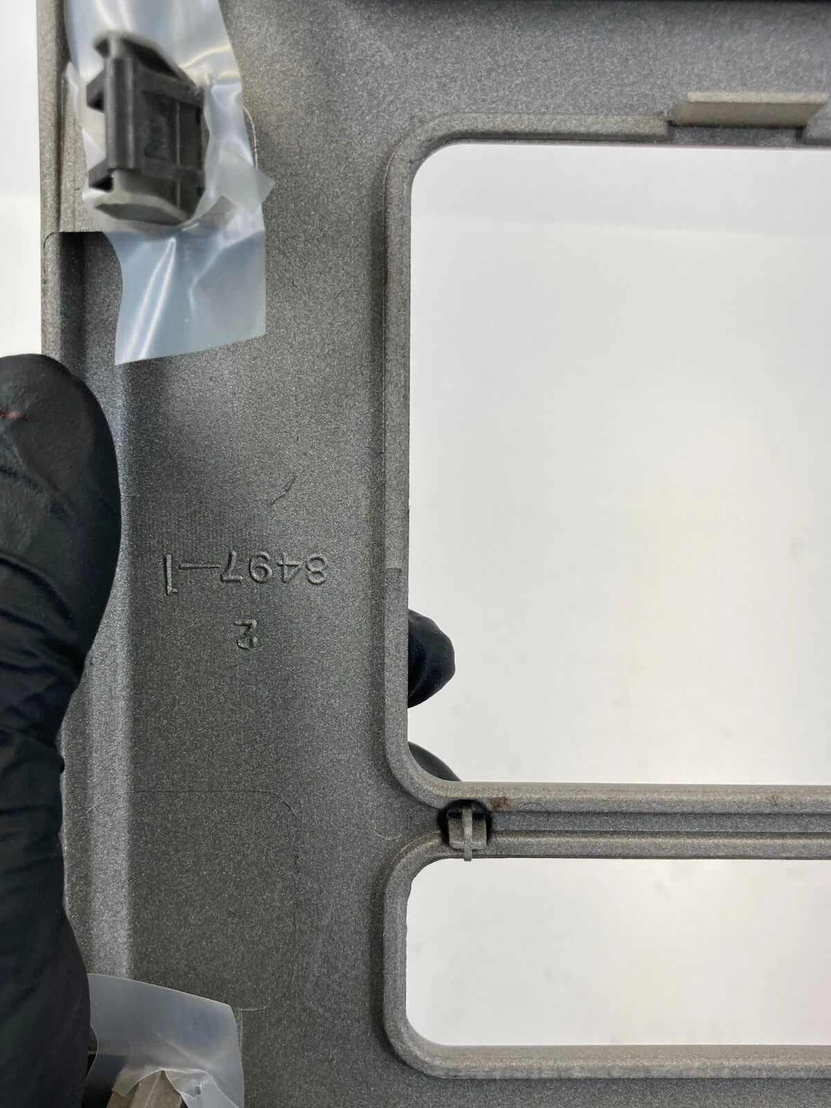 2007-2010 LINCOLN MKX DASH RADIO CLIMATE CONTROL PANEL BEZEL TRIM W/ AIR VENT