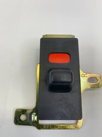 99-04 HONDA ODYSSEY REAR RIGHT SIDE SLIDING DOOR LOCK KNOB CONTROL SWITCH OEM