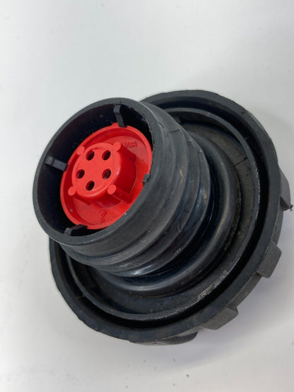 1998-2005 Volkswagen Beetle Fuel Filler Gas Cap w Lock OEM
