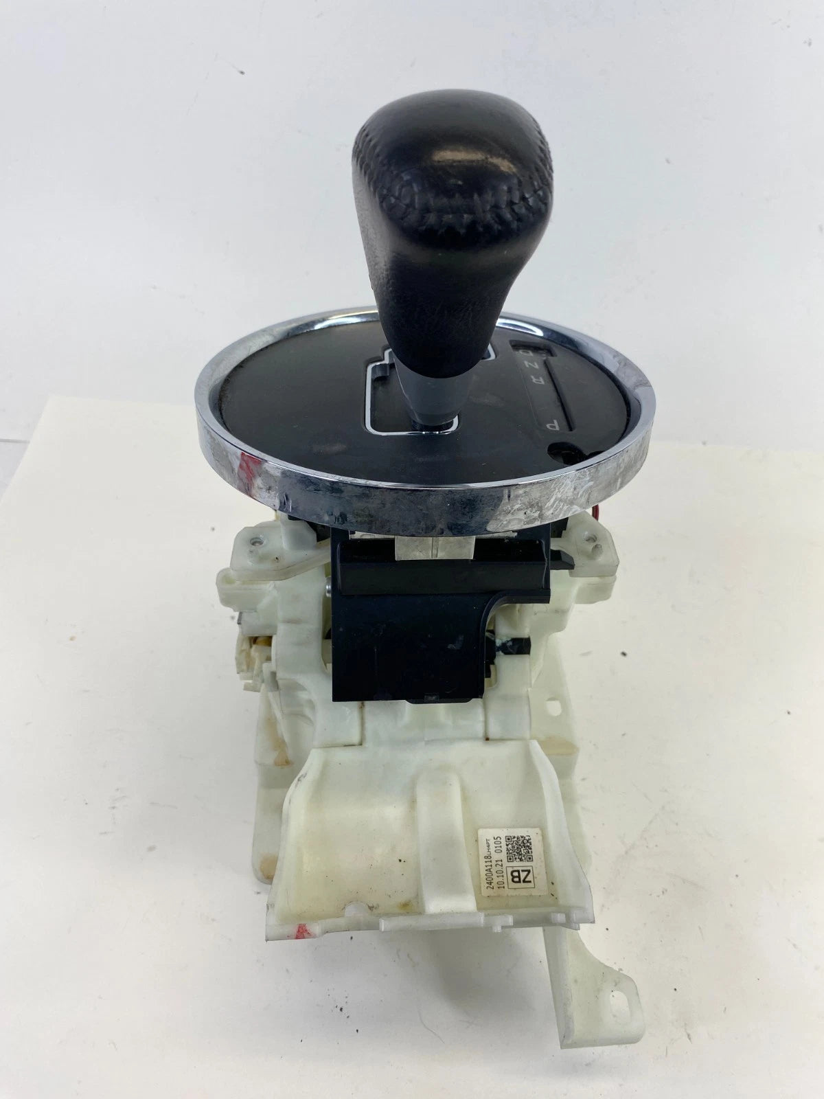 2011-2017 Outlander Sport Automatic Transmission Gear Shifter Selector 2400A118