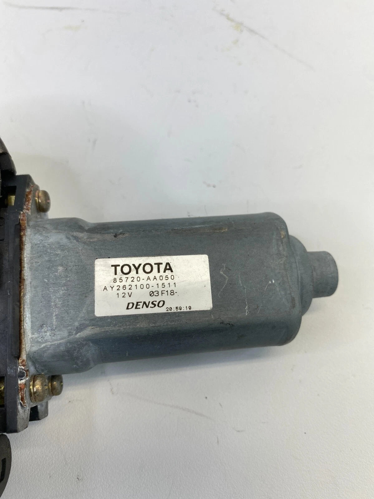 2002-2006 TOYOTA CAMRY REAR RIGHT SIDE DOOR POWER WINDOW MOTOR 85720-AA050 OEM