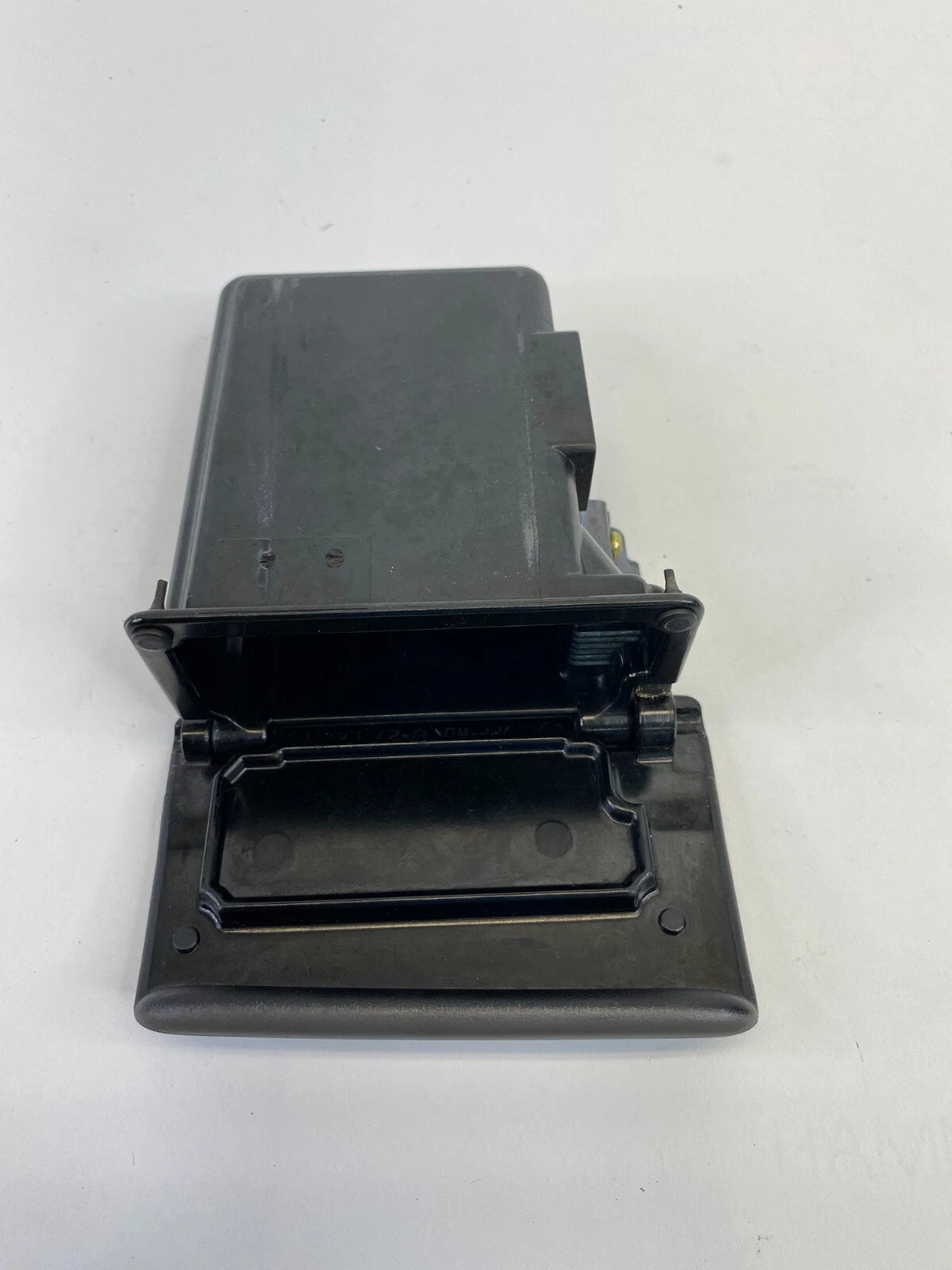 1998-2005 LEXUS GS300 REAR LEFT SIDE DOOR PANEL INSERT ASHTRAY ASSEMBLY OEM