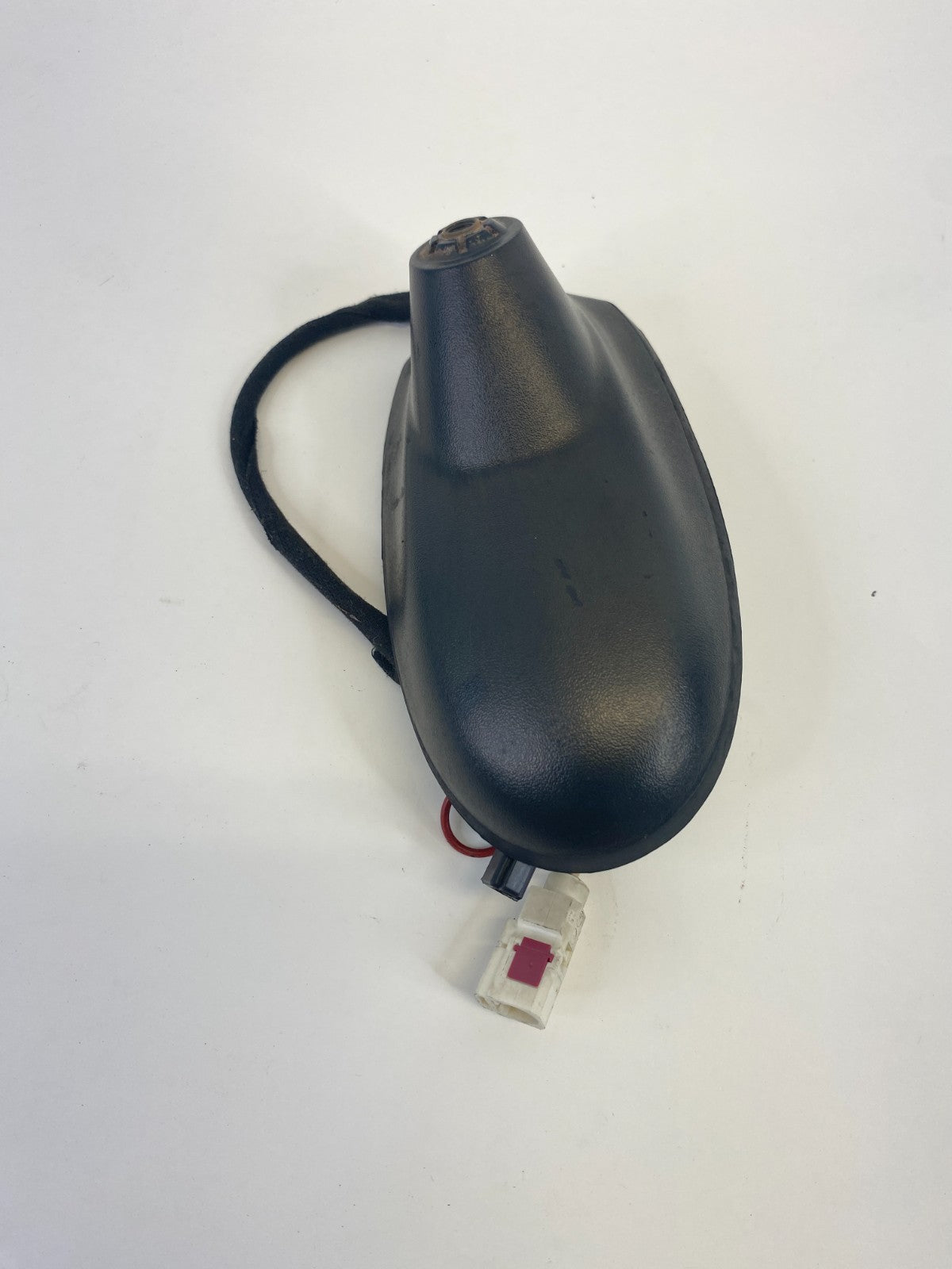 2011-2014 Dodge Avenger Chrysler 200 Roof Mounted Radio Antenna Base P05064771AC