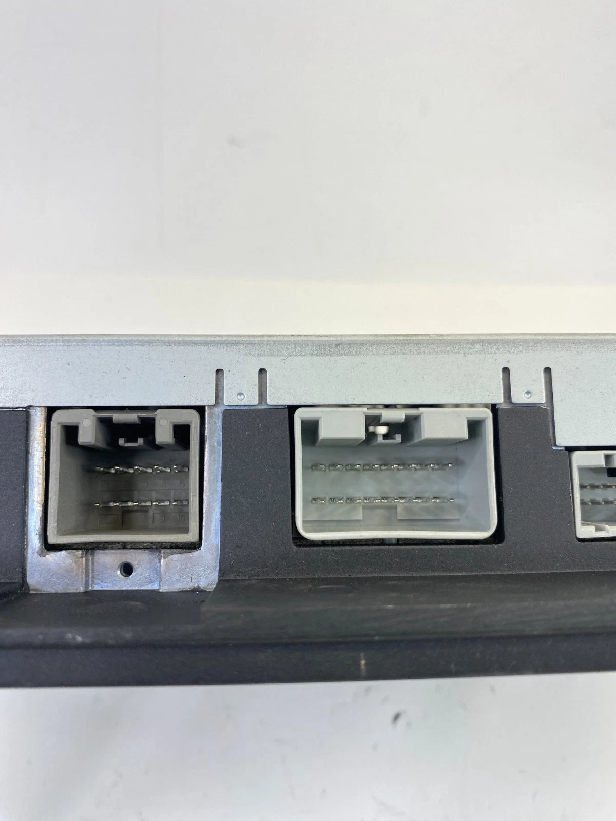 2009-2011 JAGUAR XF AUDIO SYSTEM POWER AMPLIFIER MODULE 6H52-18C808-DD OEM