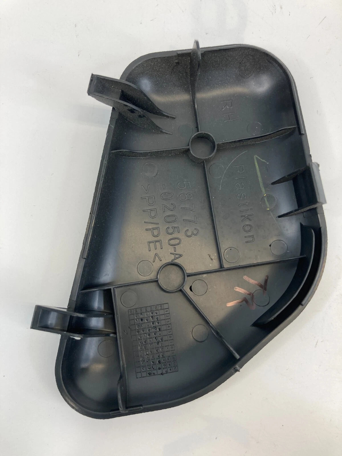 03-08 TOYOTA COROLLA TRUNK RIGHT SIDE LID INTERIOR COVER LUGGAGE 58773-02050-A