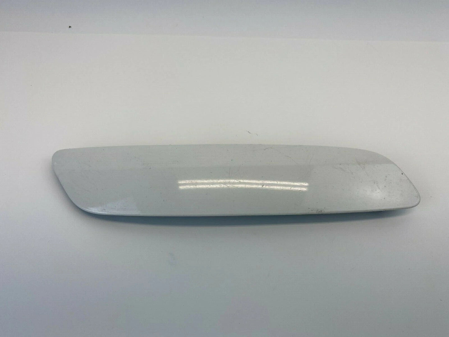2005-2010 VOLKSWAGEN JETTA FRONT BUMPER RIGHT SIDE TRIM FILLER MOLDING COVER