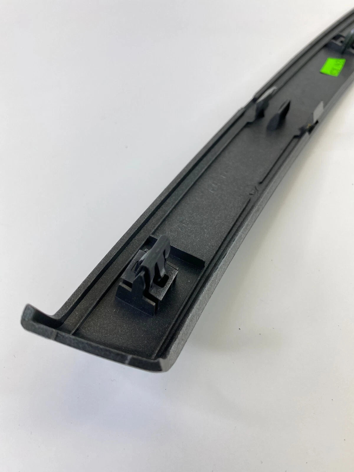 04-06 NISSAN MAXIMA FRONT RIGHT INNER DOOR MOLDING PANEL BEZEL TRIM 809487Y020