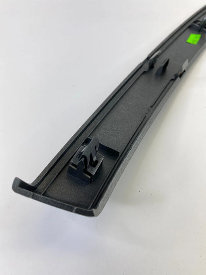 04-06 NISSAN MAXIMA FRONT RIGHT INNER DOOR MOLDING PANEL BEZEL TRIM 809487Y020
