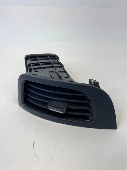 2010-2013 KIA FORTE CENTER DASH MIDDLE RIGHT AC AIR VENT TRIM DUCT GRILL OEM