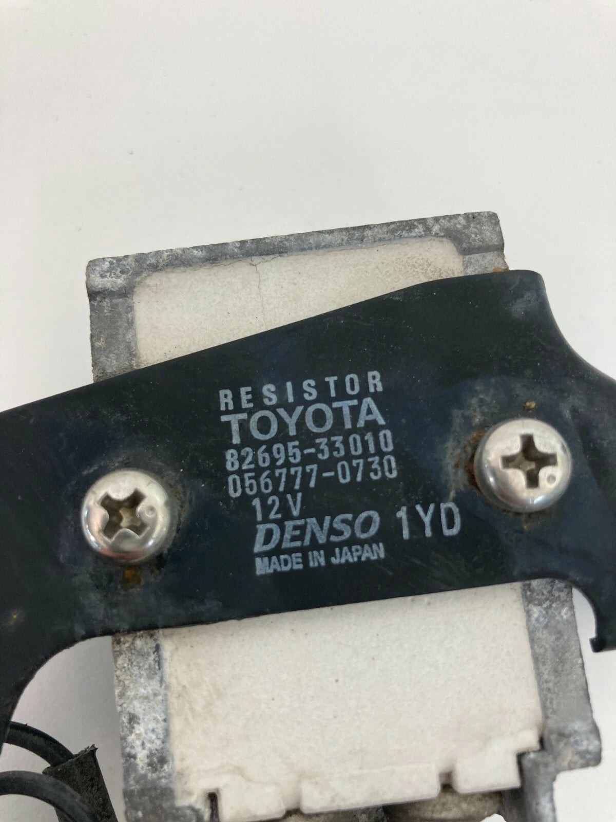2002-2006 LEXUS ES300 ES330 RUNNING LIGHT RESISTOR CONTROL MODULE 82695-33010