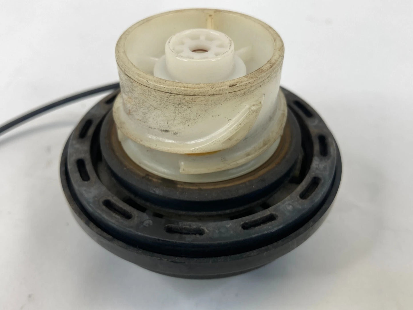 2010-2023 KIA SOUL 1.6L L4 FUEL TANK FILLER GAS CAP LID TOP COVER OEM