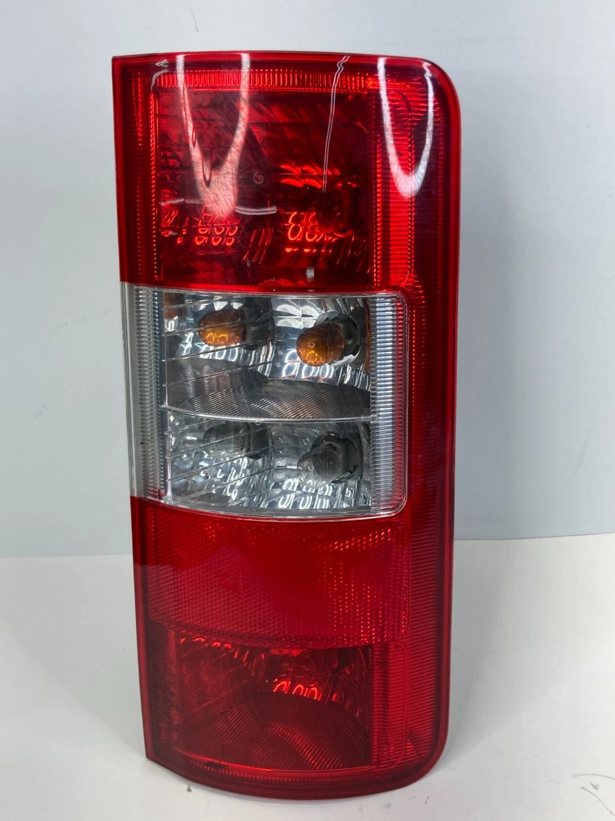 10-13 FORD TRANSIT CONNECT REAR RIGHT SIDE TAILLIGHT TAIL LAMP 9T16-13404-BC OEM