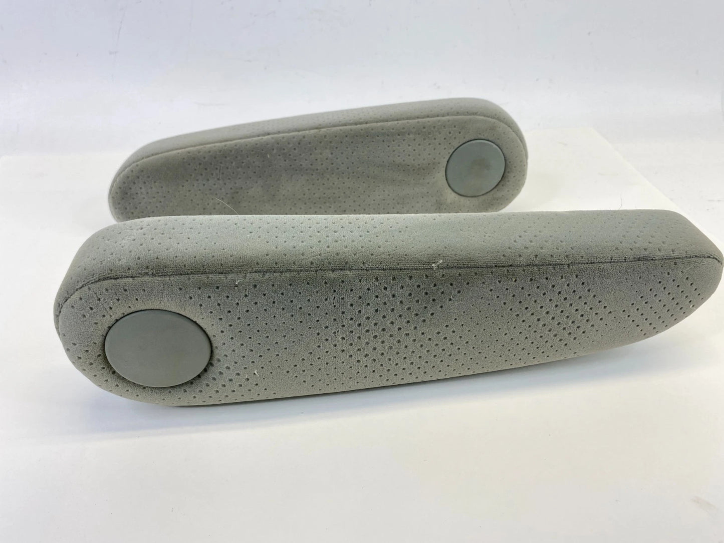05-10 HONDA ODYSSEY REAR LEFT SIDE LEFT & RIGHT POSITION SEAT ARMREST ARM REST