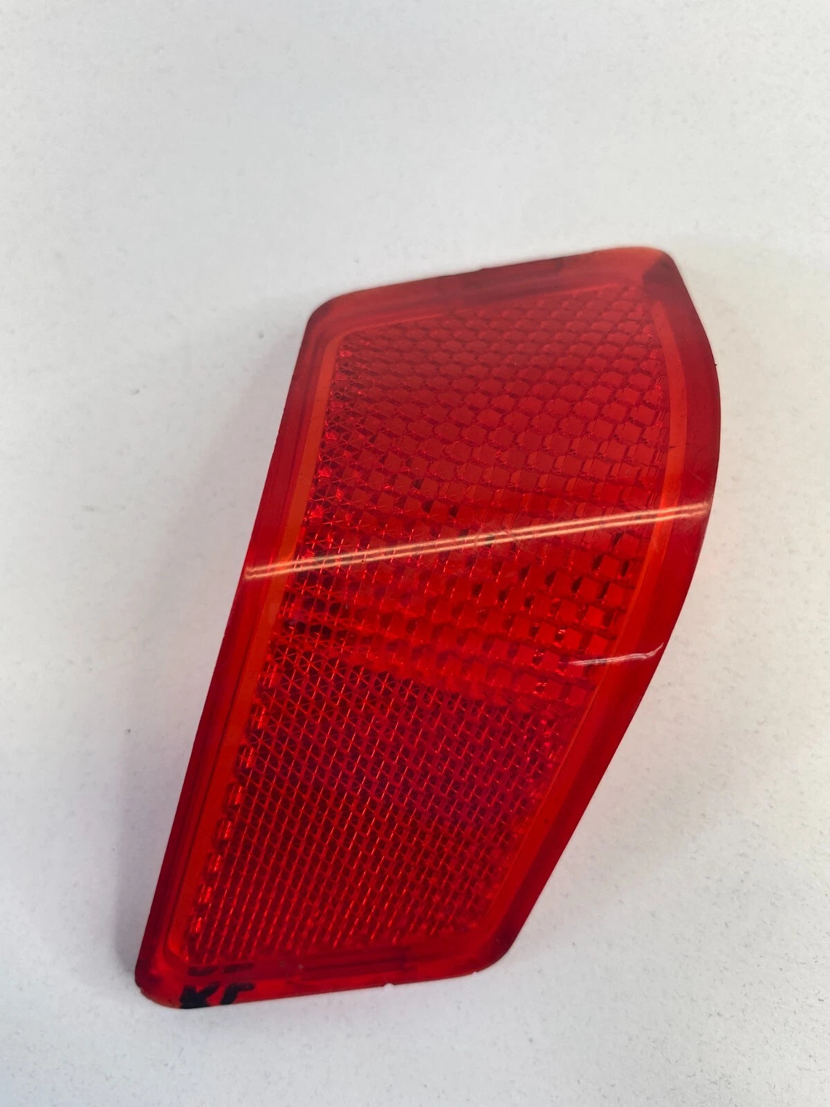 2004-2008 CHRYSLER PACIFICA REAR LEFT SIDE INTERIOR DOOR LIGHT LAMP REFLECTOR