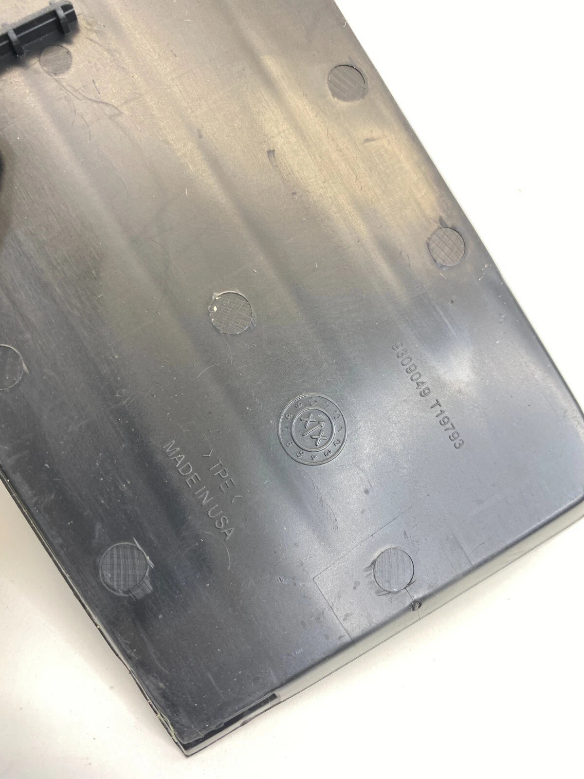 2011-2017 BMW X3 CENTER CONSOLE RUBBER INSERT ODDMENTS TRAY SET 51169200880 OEM