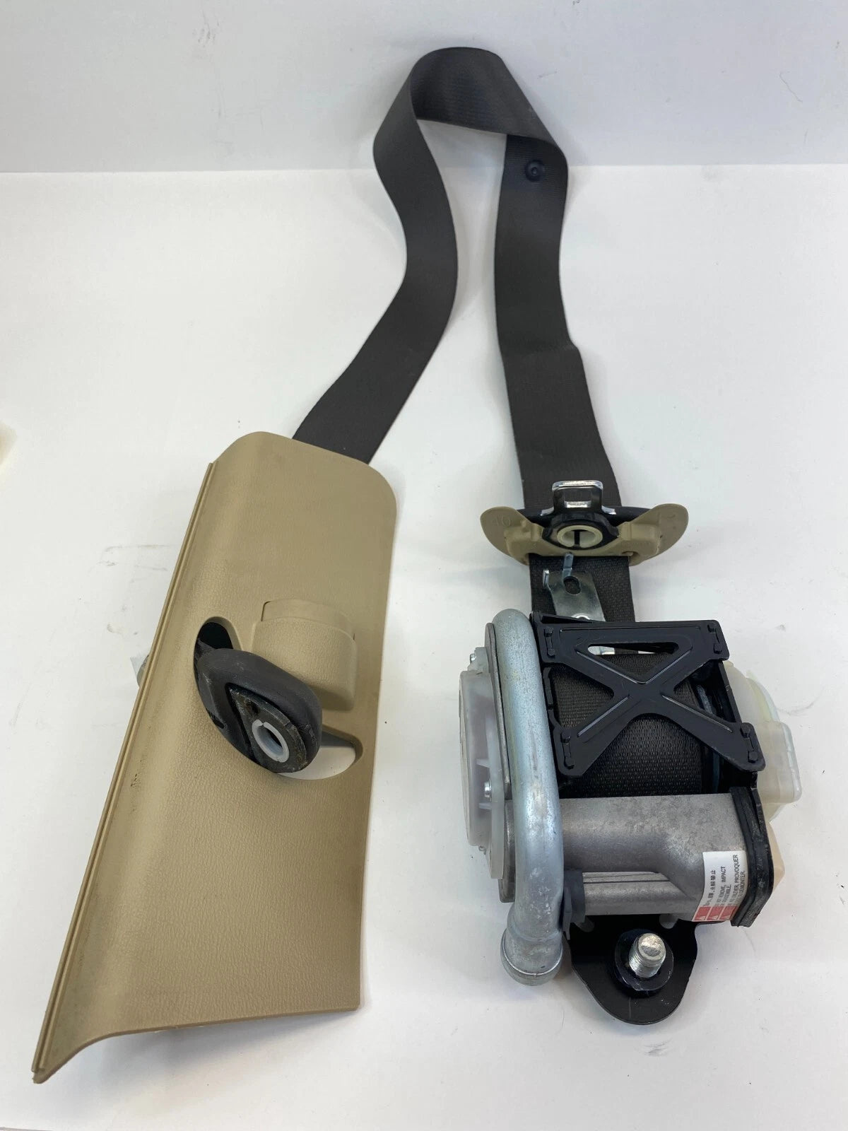 2009 2010 HYUNDAI SONATA FRONT RIGHT PASSENGER SIDE SEAT BELT SAFETY RETRACTOR