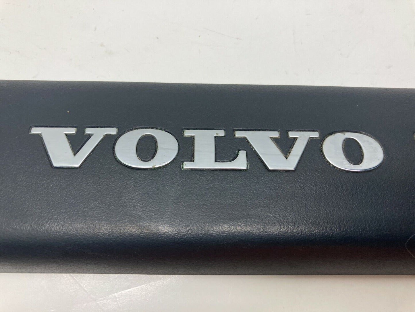 2004-2011 Volvo S40 Front Right Passenger Side Door Step Sill Scuff Trim Plate