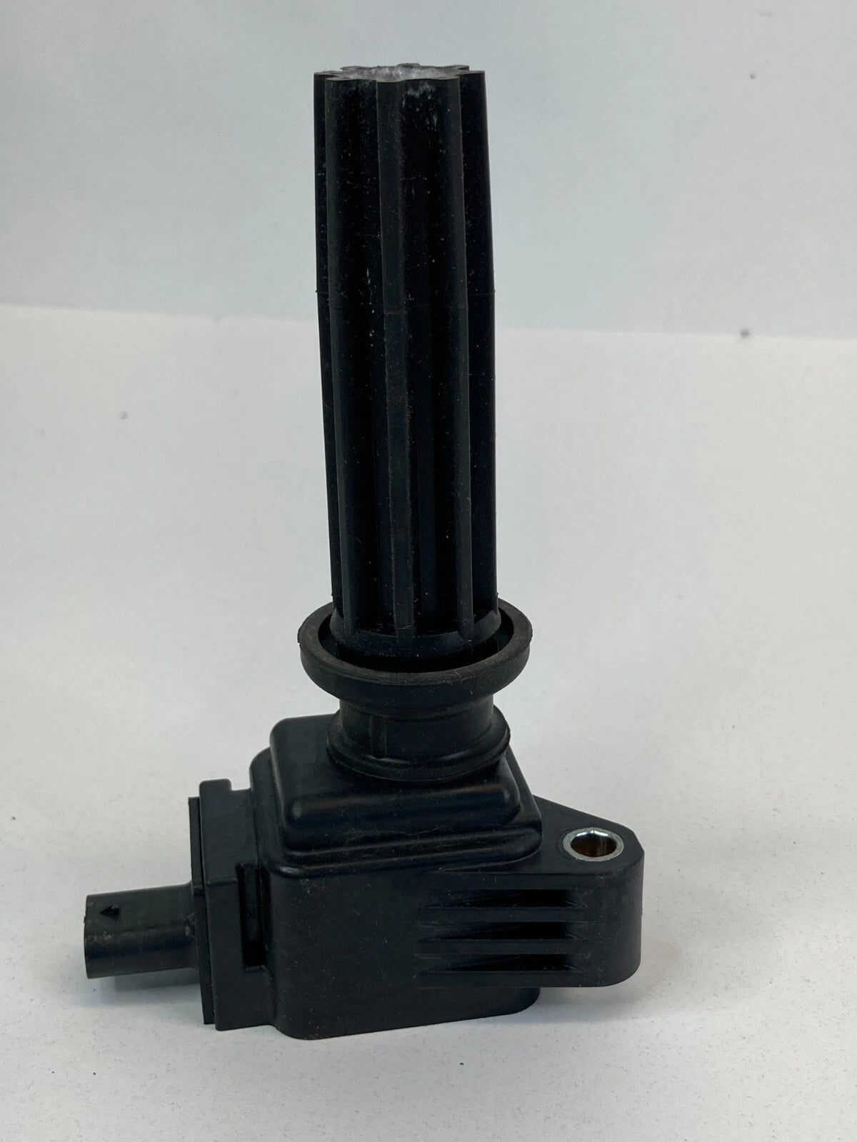 2012-2018 FORD FOCUS 2.0L L4 16V AT ENGINE IGNITION COIL IGNITER CM5E-12A360-CB