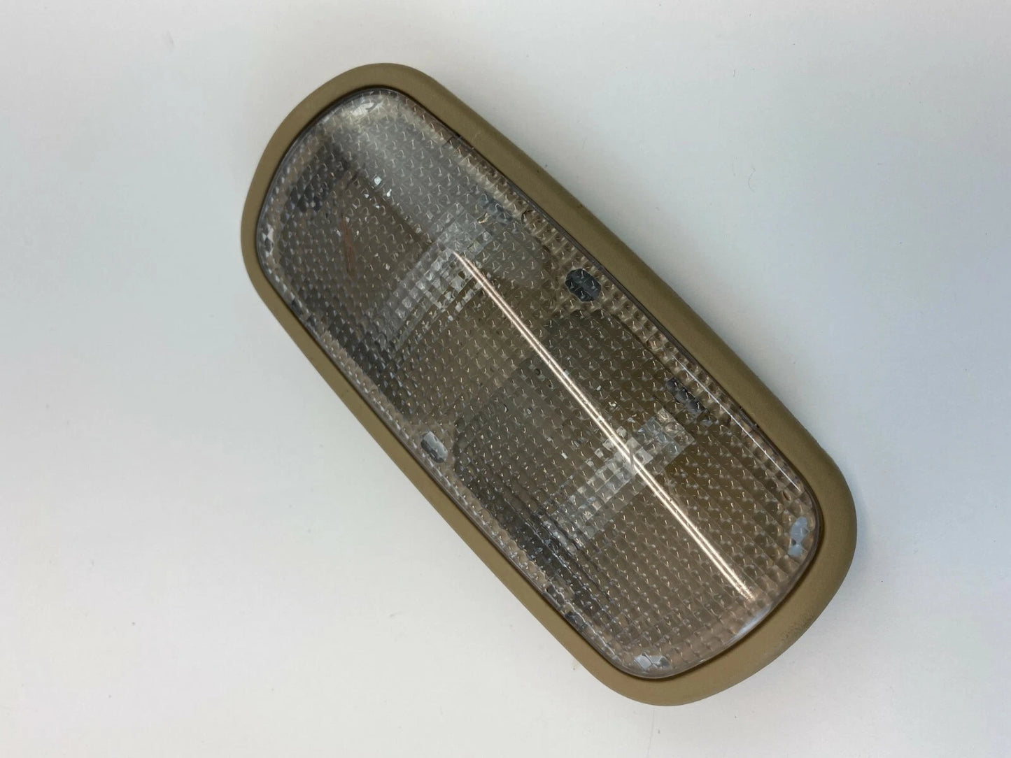 2005 2006 2007 SATURN RELAY OVERHEAD DOME MAP LIGHT LAMP ASSEMBLY 10331309 OEM