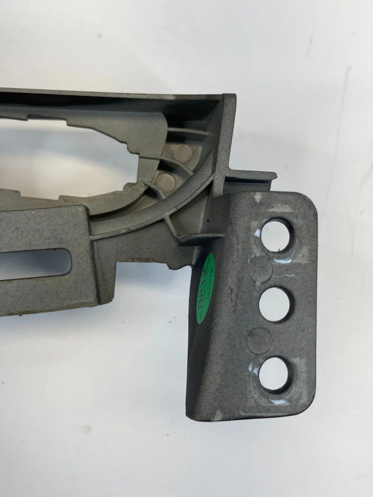 2014 2015 CHEVROLET MALIBU DASHBOARD HAZARD WARNING TRACTION OUTLET BEZEL COVER