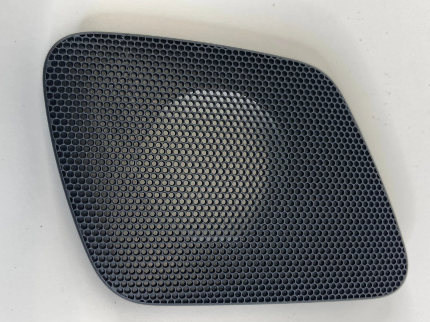 2013-2016 AUDI ALLROAD REAR RIGHT DOOR UPPER TWEETER SPEAKER GRILLE COVER OEM