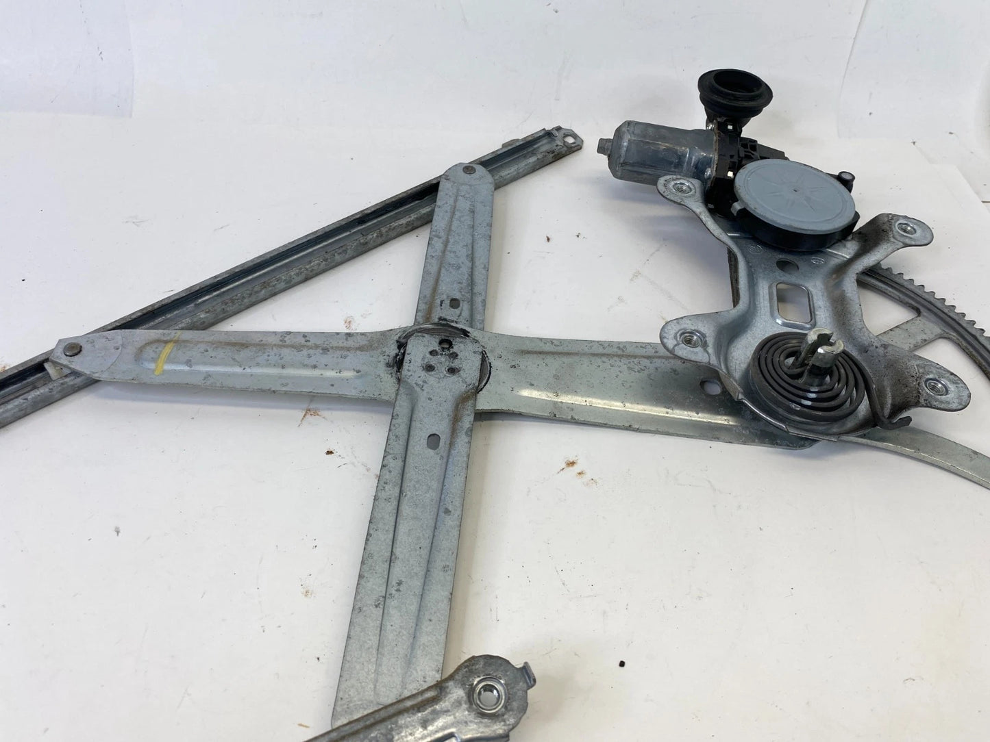 2004-2010 TOYOTA SIENNA FRONT LEFT DRIVER POWER WINDOW REGULATOR MOTOR OEM