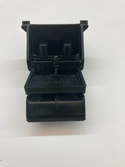 2005-2007 SCION TC REAR PASSENGER RIGHT RR TAILLIGHT BRACKET SUPPORT MOUNT OEM