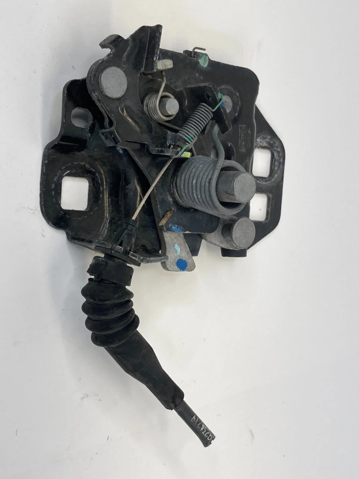 2013-2020 FORD FUSION FRONT RIGHT HOOD LOCK LATCH RELEASE ACTUATOR DS7A-16700-AD