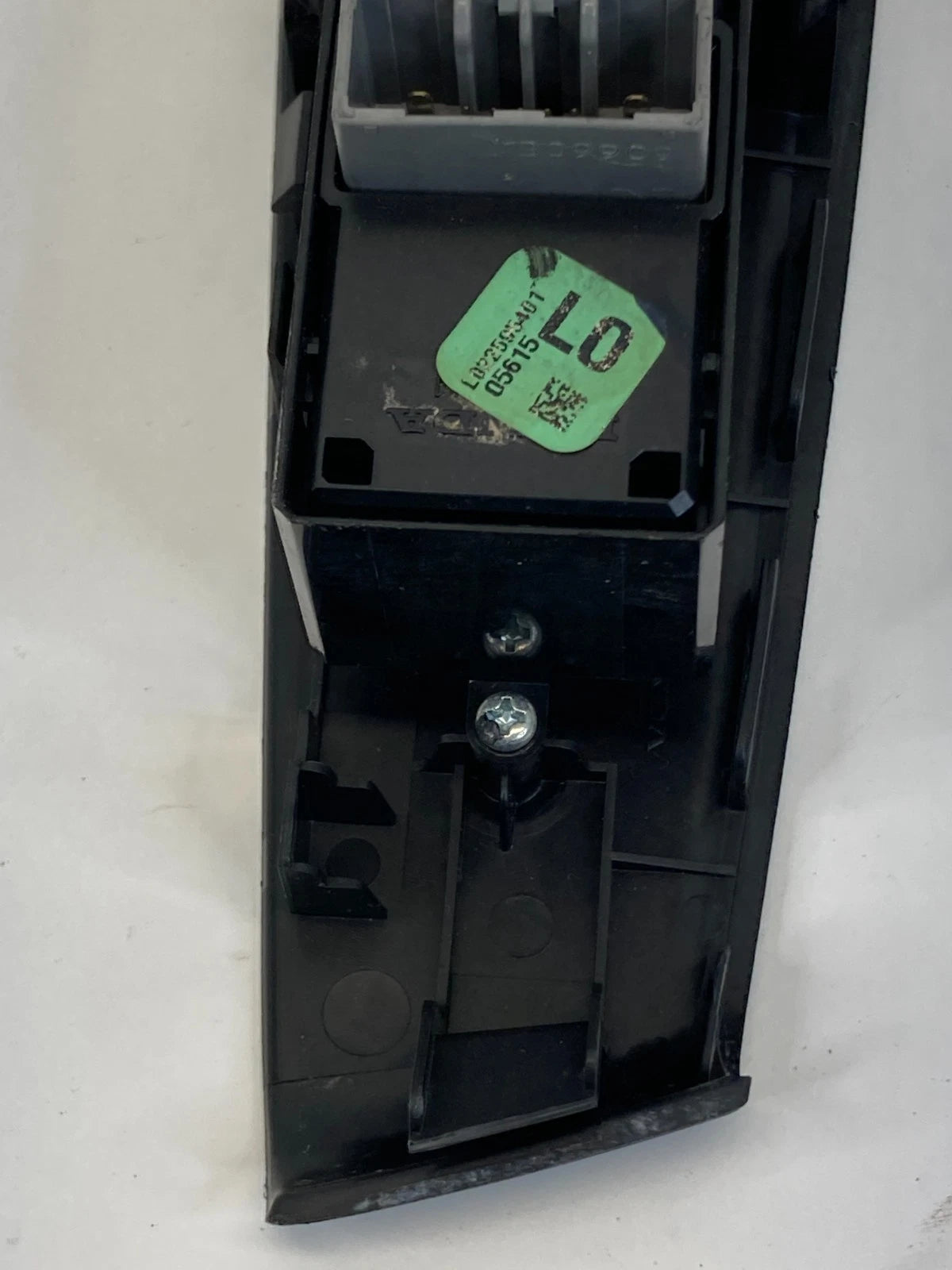 08-12 Honda Accord Rear Left Side Door Power Window Switch W/ Bezel 35770TA0A01