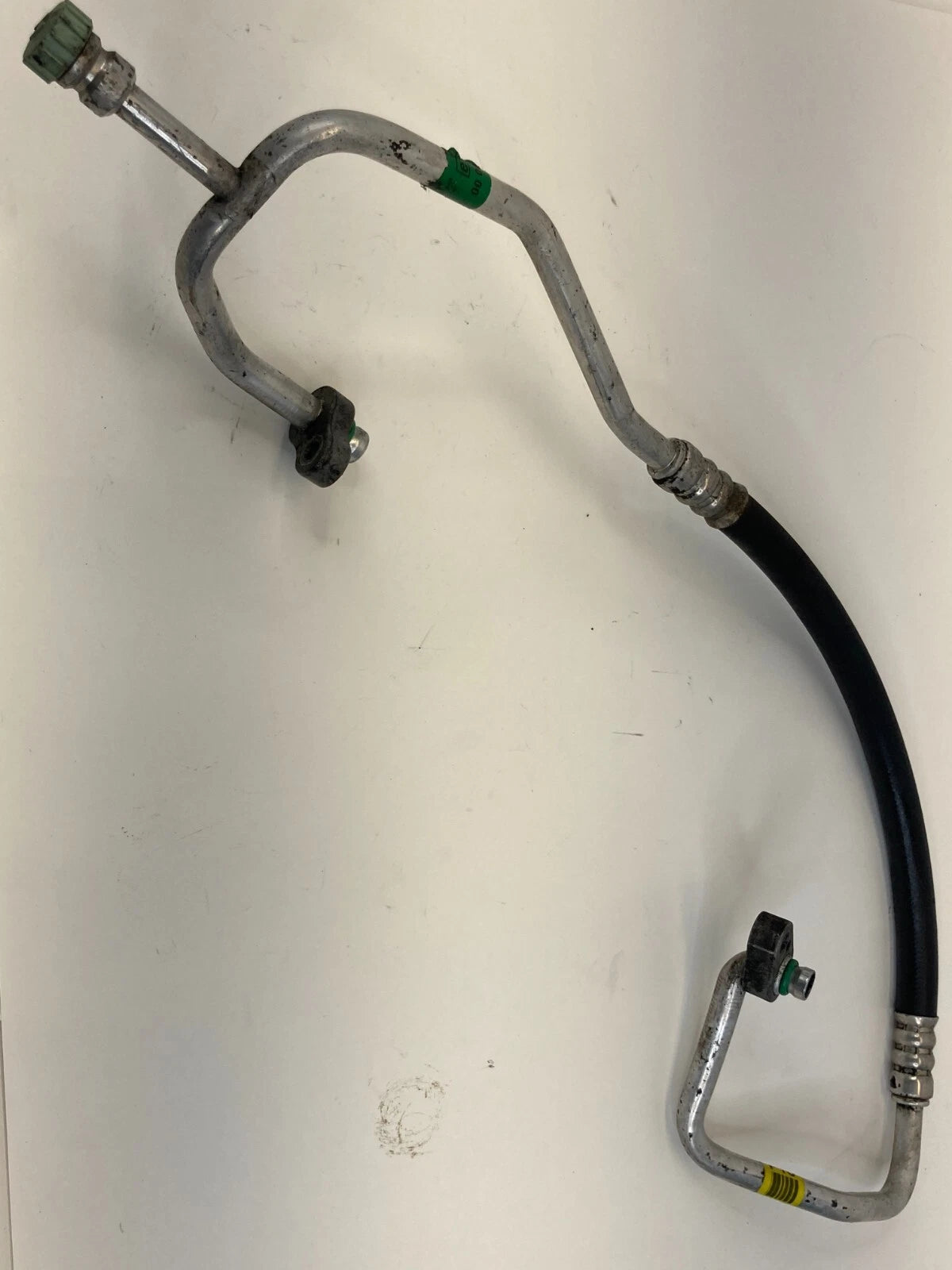 2014-2019 KIA SOUL 2.0L L4 AC A/C AC DISCHARGE LINE HOSE HIGH PRESSURE OEM