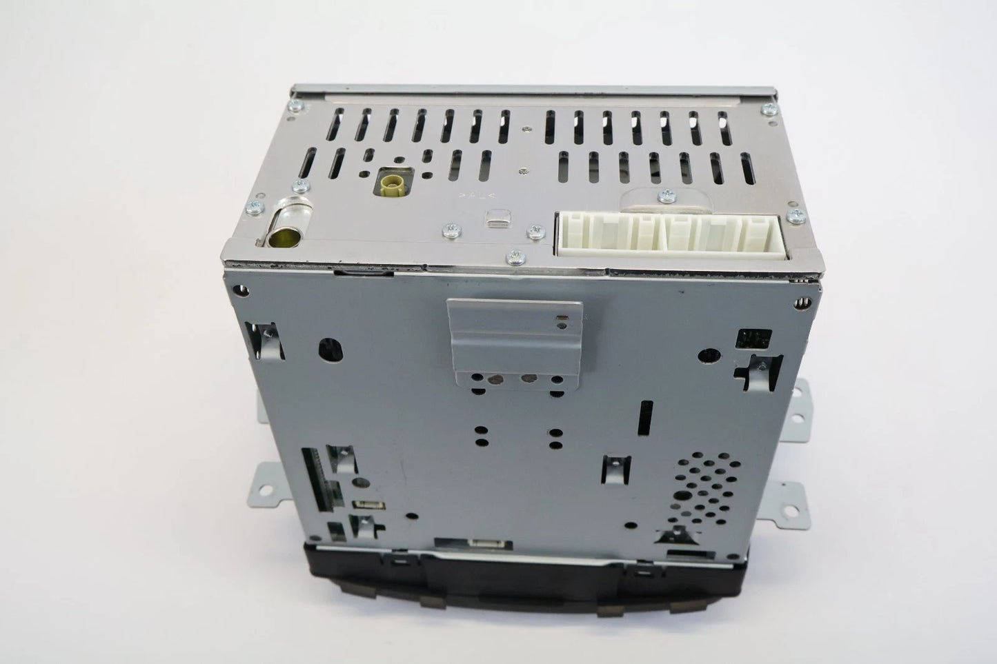 2012-2014 HYUNDAI ACCENT AM/FM RADIO RECEIVER CD DISC PLAYER MP3 96170-1R100-4X