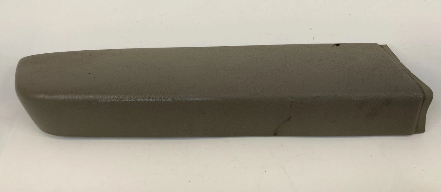 2003-2006 KIA SORENTO REAR LEFT DRIVER SIDE DOOR PANEL ARMREST ARM REST OEM