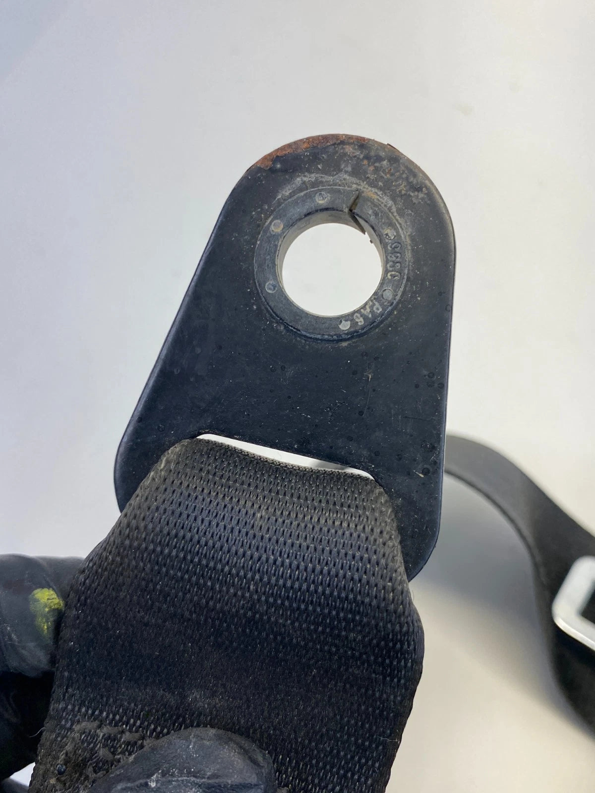 2006 MINI COOPER FRONT LEFT LH DRIVER SEAT BELT RETRACTOR 604898200B OEM