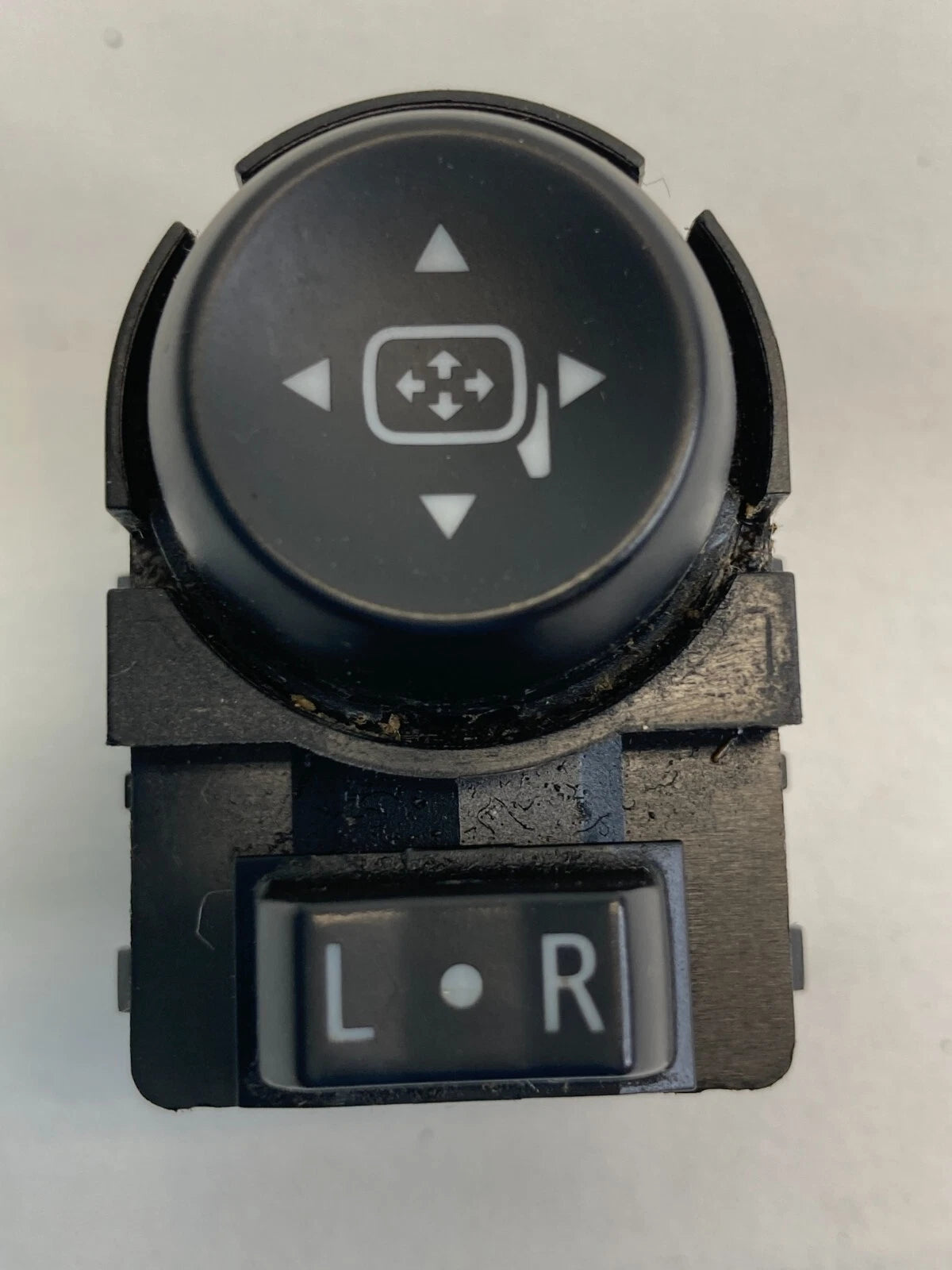 2010-2017 GMC TERRAIN FRONT LEFT SIDE VIEW POWER MIRROR REGULATOR SWITCH 2084618