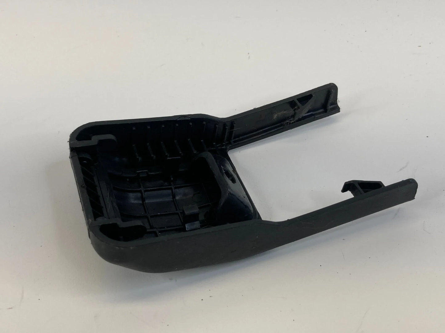 2011-2014 HYUNDAI SONATA SEAT TRACK RAIL COVER END TRIM CAP BEZEL ASSY OEM