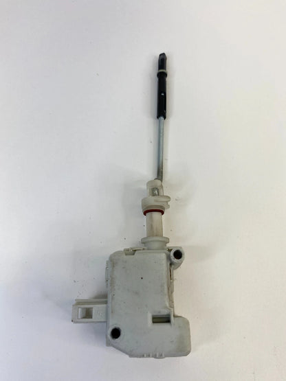 98-05 VOLKSWAGEN PASSAT WAGON FUEL DOOR RELEASE LATCH ACTUATOR OEM 3B0810773B