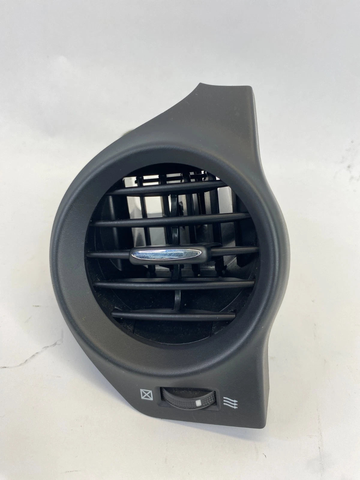 2006-2013 LEXUS IS250 RIGHT SIDE INSTRUMENT PANEL OUTER AIR VENT GRILLE ASSY OEM