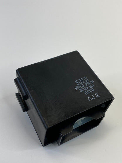 2000-2004 Hyundai Elantra 2.0L Anti Theft Locking Control Relay 95250-2D000 OEM