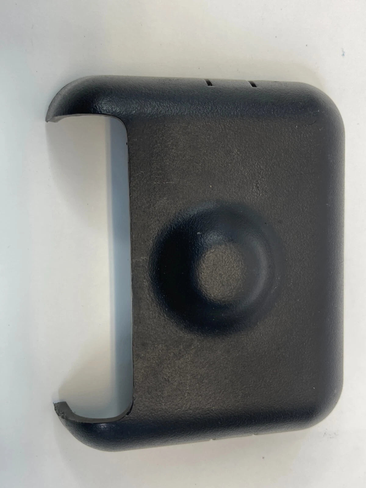 05-09 SAAB 9-7X PASSENGER DRIVER SEAT TRACK END BOLT SHIELD COVER OEM 15133271