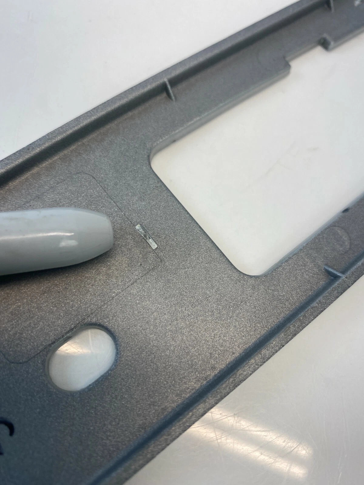 2005-2007 MERCURY MARINER FRONT RIGHT WINDOW SWITCH BEZEL PANEL 5E6X-14A563-AC