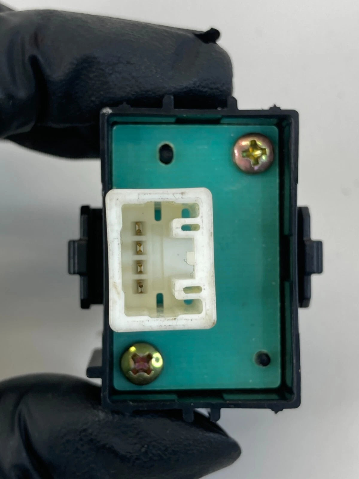 2007-2014 TOYOTA CAMRY FRONT RIGHT SIDE DOOR LOCK CONTROL SWITCH BUTTON OEM