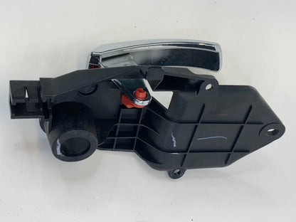 2012-2019 FIAT 500 FRONT LEFT DRIVER SIDE INTERIOR DOOR HANDLE 607048DX OEM