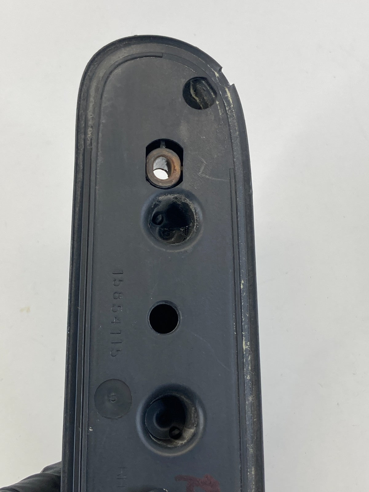 2007-2014 GMC Yukon Rear Right Side Roof Rack Rail End Support 15854115 OEM