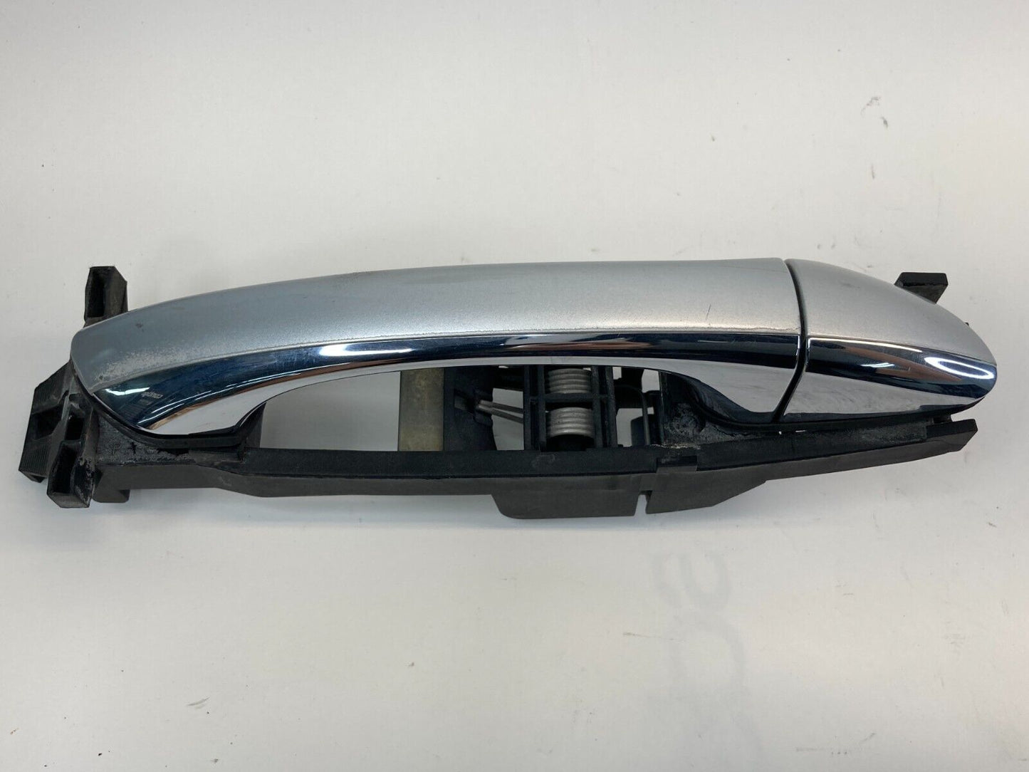 2000-2003 Mercedes-Benz E320 E 320 4-DR Rear Right Exterior Door Handle Assy OEM