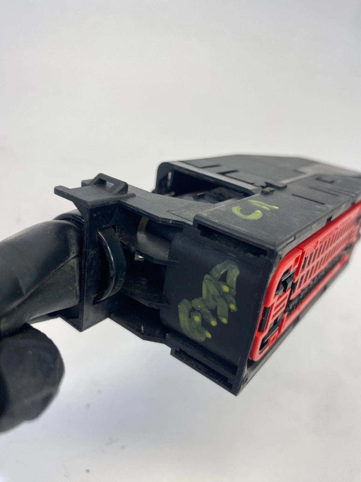 10-15 MERCEDES GLK350 ABS PUMP CONNECTOR PLUG WIRE HARNESS PIGTAIL A0095404581