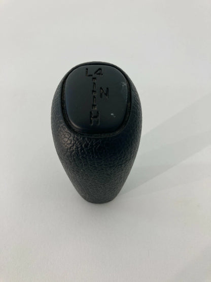 2001-2004 TOYOTA SEQUOIA 4X4 AUTOMATIC TRANSMISSION SHIFTER LEVER KNOB HANDLE