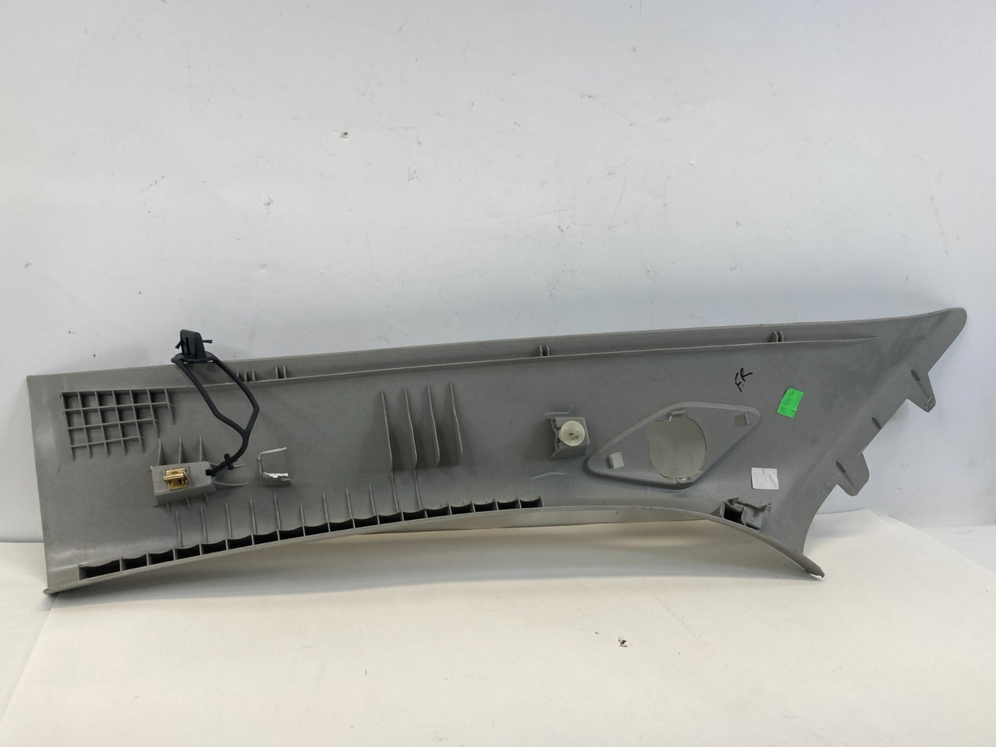 2010-2017 Chevrolet Equinox Front Right Passenger A-Pillar Trim 23187202 OEM