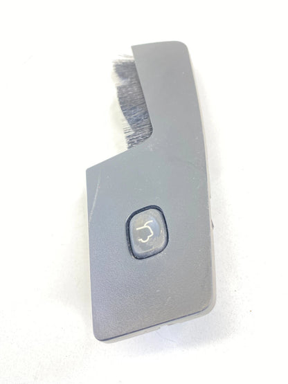 08-16 CHRYSLER TOWN & COUNTRY POWER LIFTGATE CONTROL SWITCH W/ BEZEL 63248CT OEM