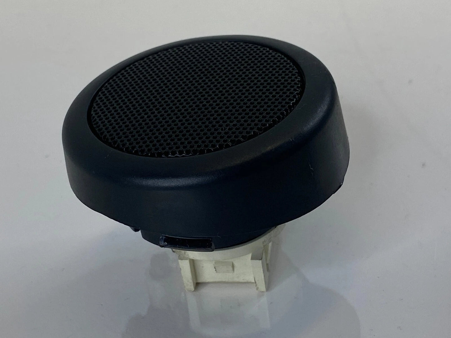 2004-2009 TOYOTA PRIUS REAR RIGHT SIDE AUDIO TWEETER SPEAKER 86160-0WB50 OEM